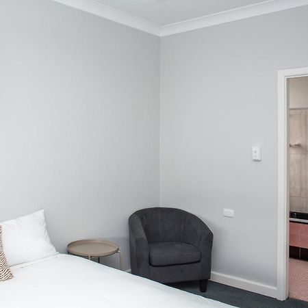 Five Island Hotel Cringila Kültér fotó